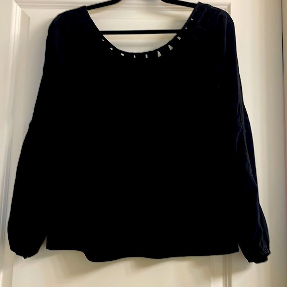 Thalia Sodi Black top with cutout back neckline